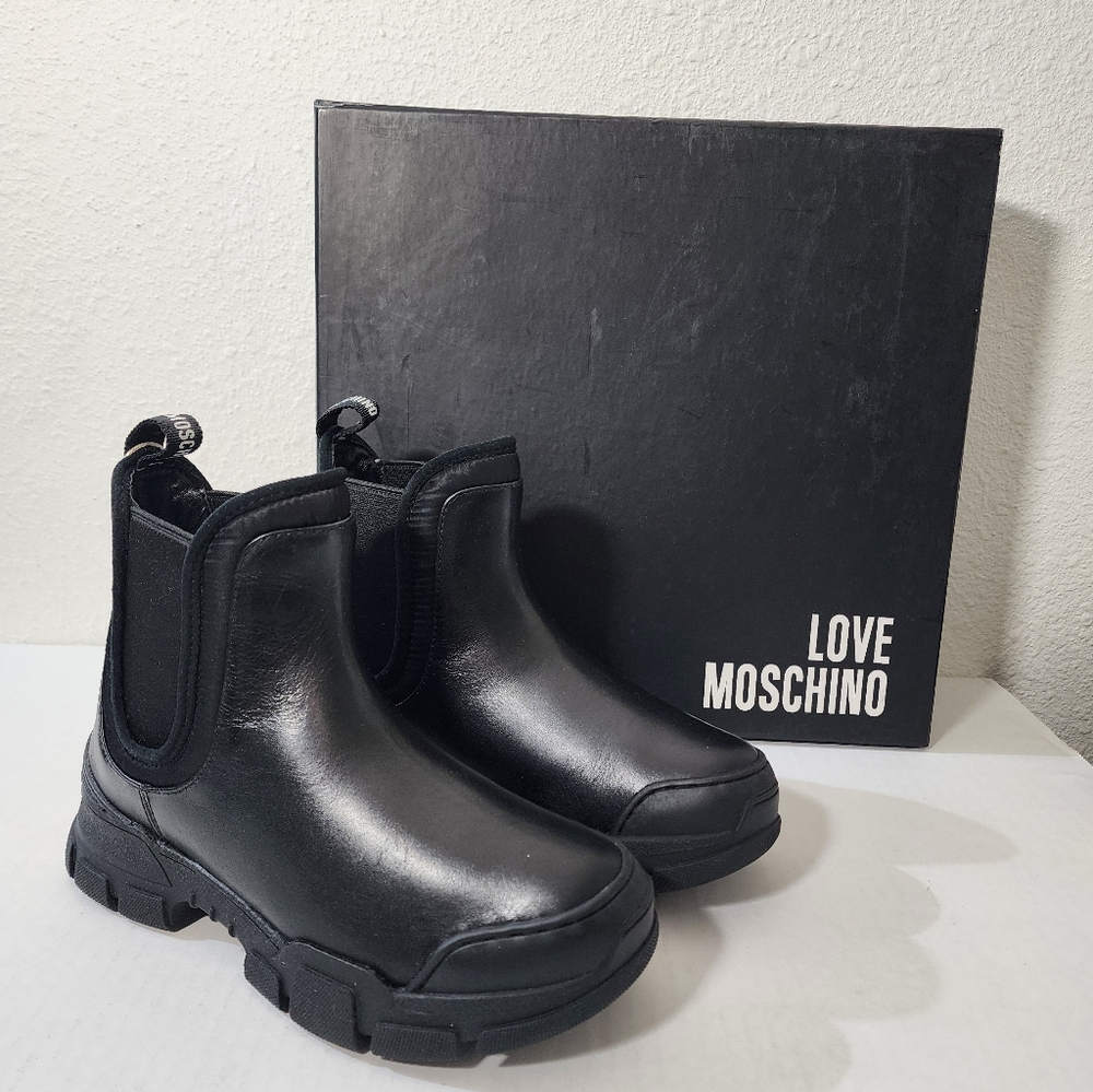 Love Moschino Women Shoes Black Leather Chelsea Ankle Boots Lug Sole EU 36 US 6
